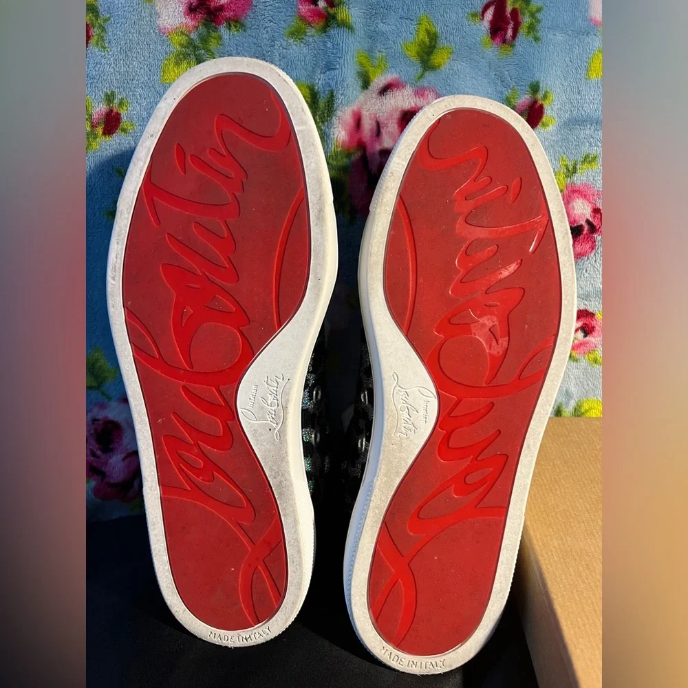 Christian Louboutin Vieira Orlato Sneaker - metallic, holographic leopard print - Picture 6 of 16